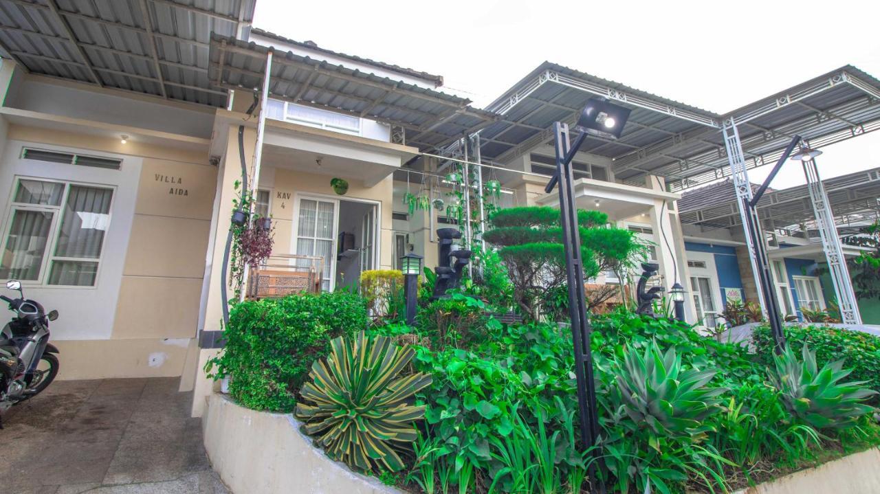 Villa El Nino 5 Bedroom Dengan Rooftop Mountain View Бату Екстериор снимка