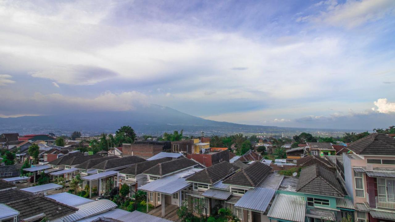 Villa El Nino 5 Bedroom Dengan Rooftop Mountain View Бату Екстериор снимка
