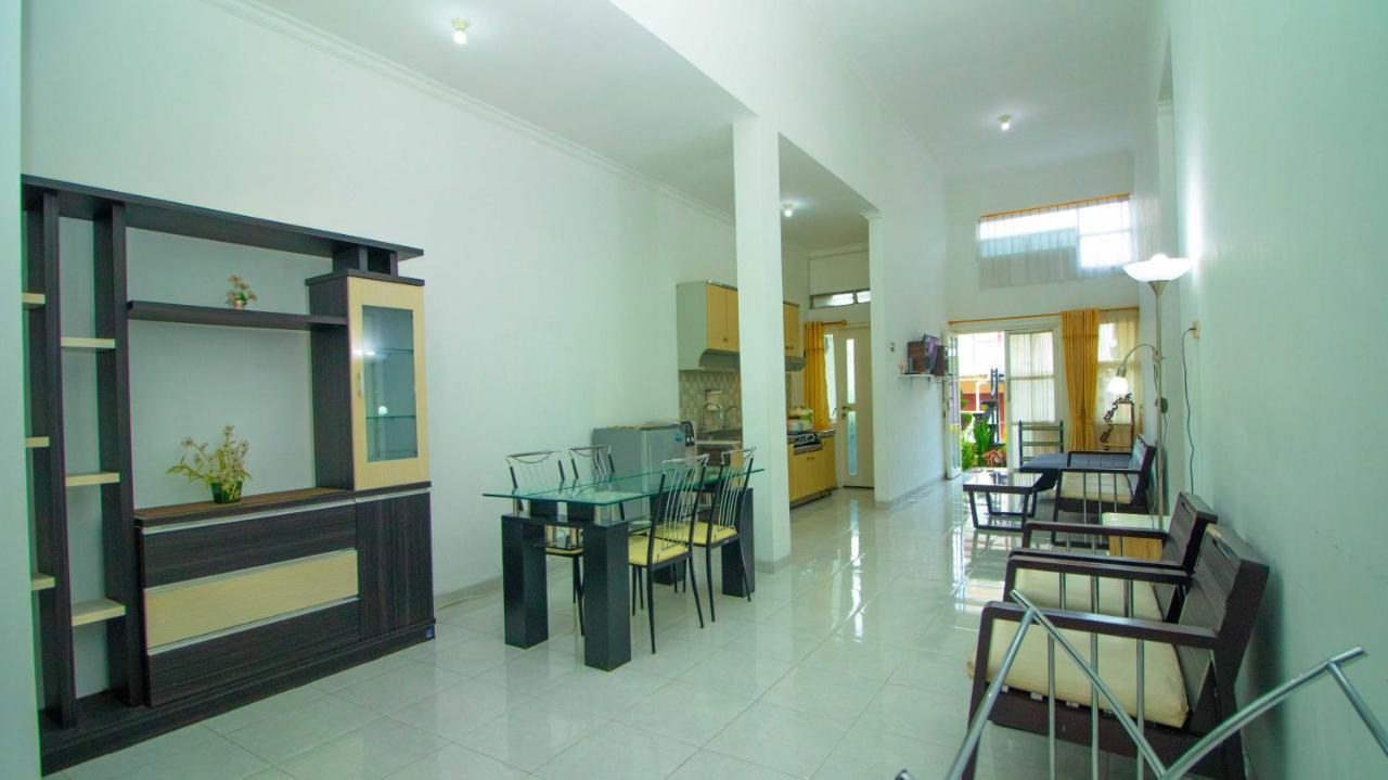 Villa El Nino 5 Bedroom Dengan Rooftop Mountain View Бату Екстериор снимка